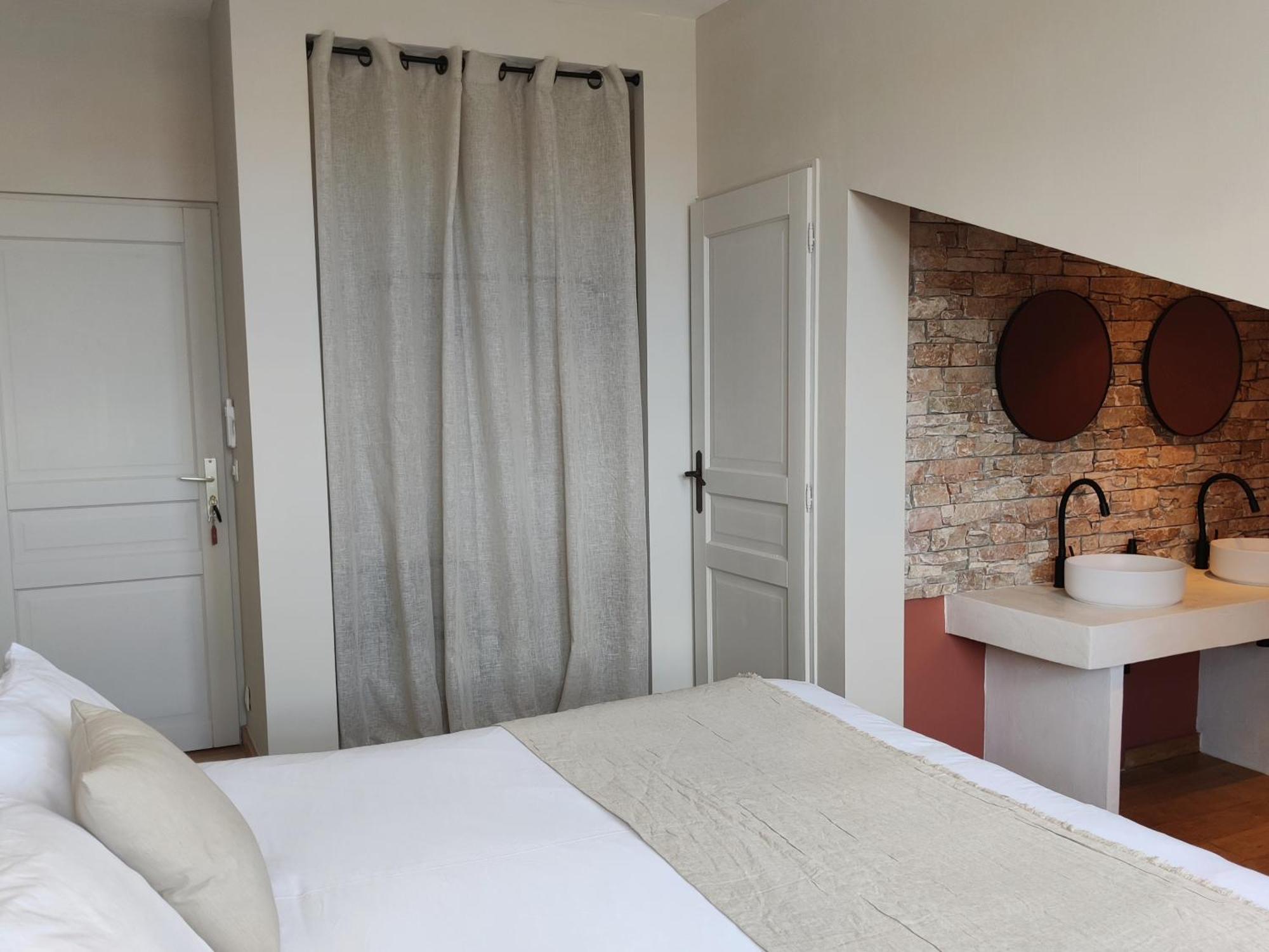 Chambres D'Hotes - Bed And Breakfast Les Palmiers Mèze Pokój zdjęcie